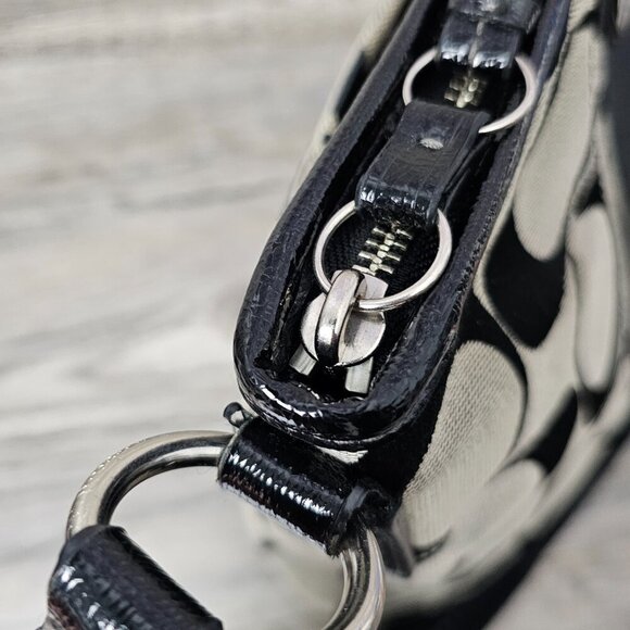 Coach SIGNATURE STRIPE Duffle Canvas Black Shoulder Crossbody Bag F21905 COA - Picture 13 of 14